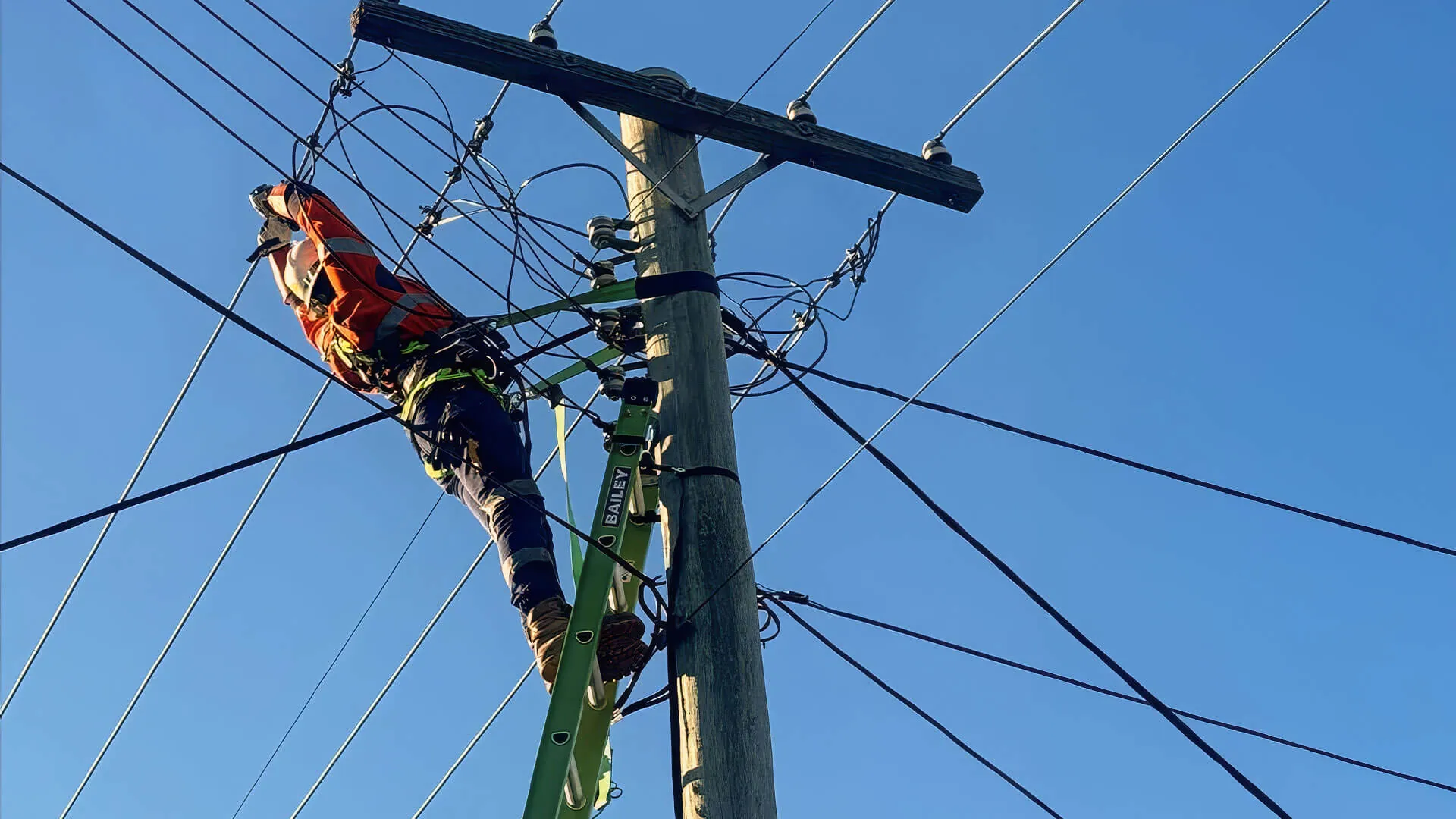 Licensed Gold Coast electrician on an emergency callout